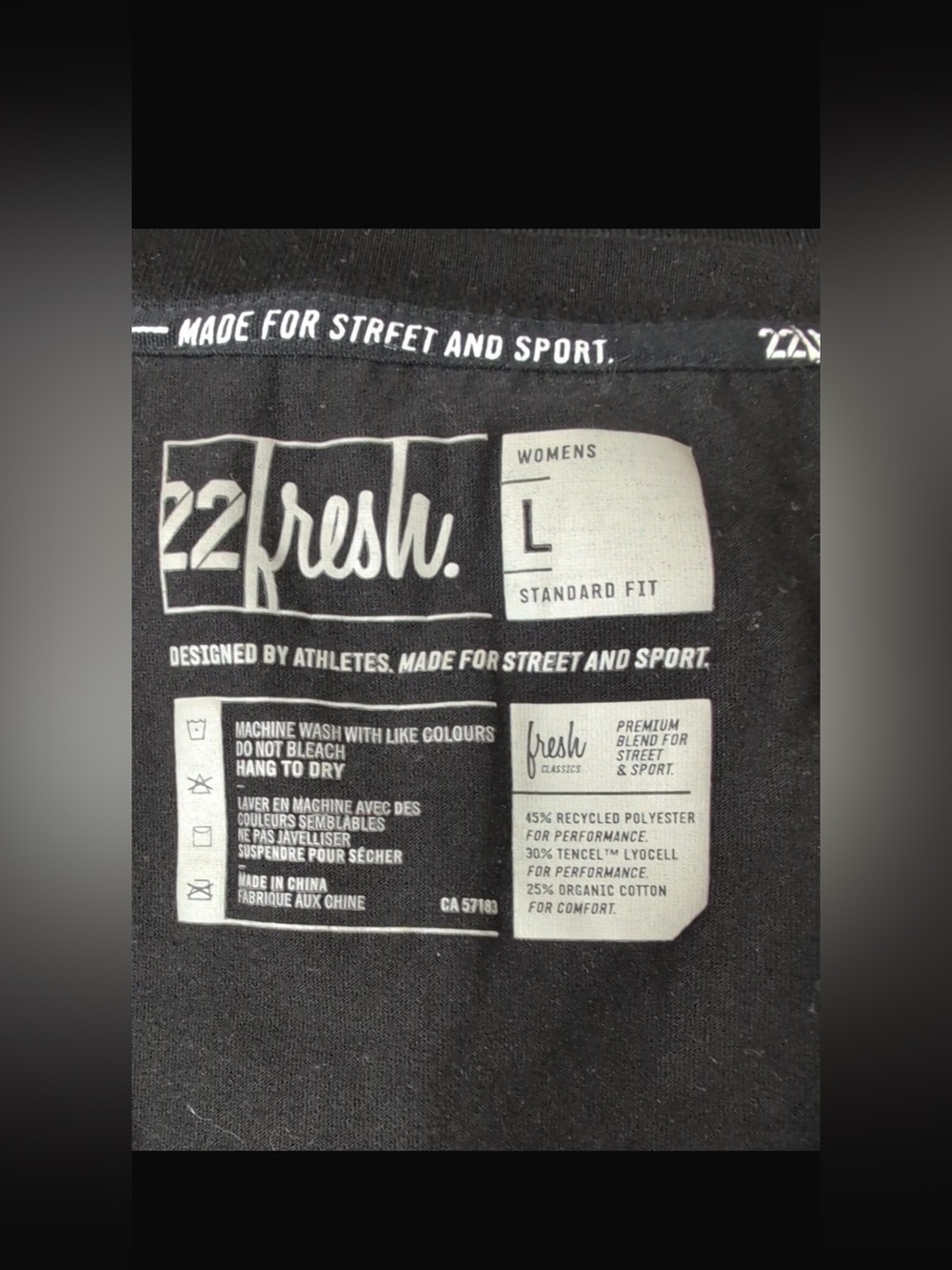 22 Fresh Black Graphic Crop Top – Size Large - Picture 4 of 4